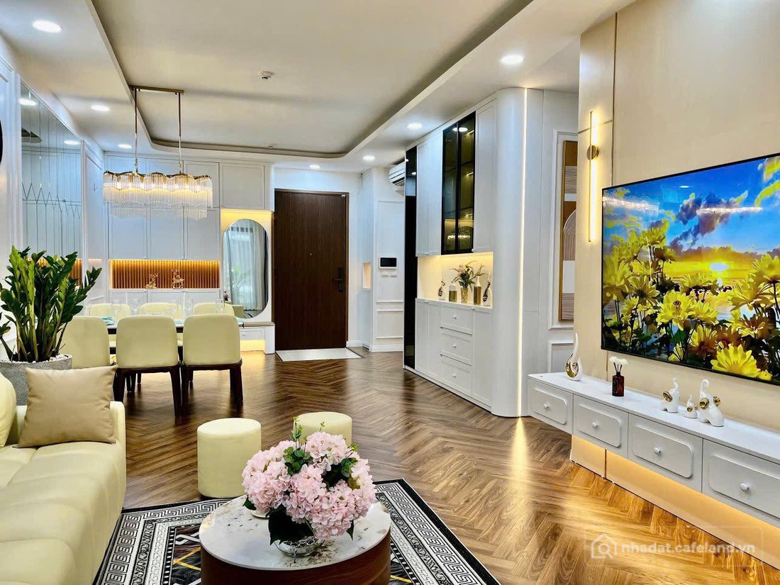 Bán căn hộ chung cư: Bán căn hộ Roman Plaza – 7,65 tỷ, tầng trung, ban công Đông