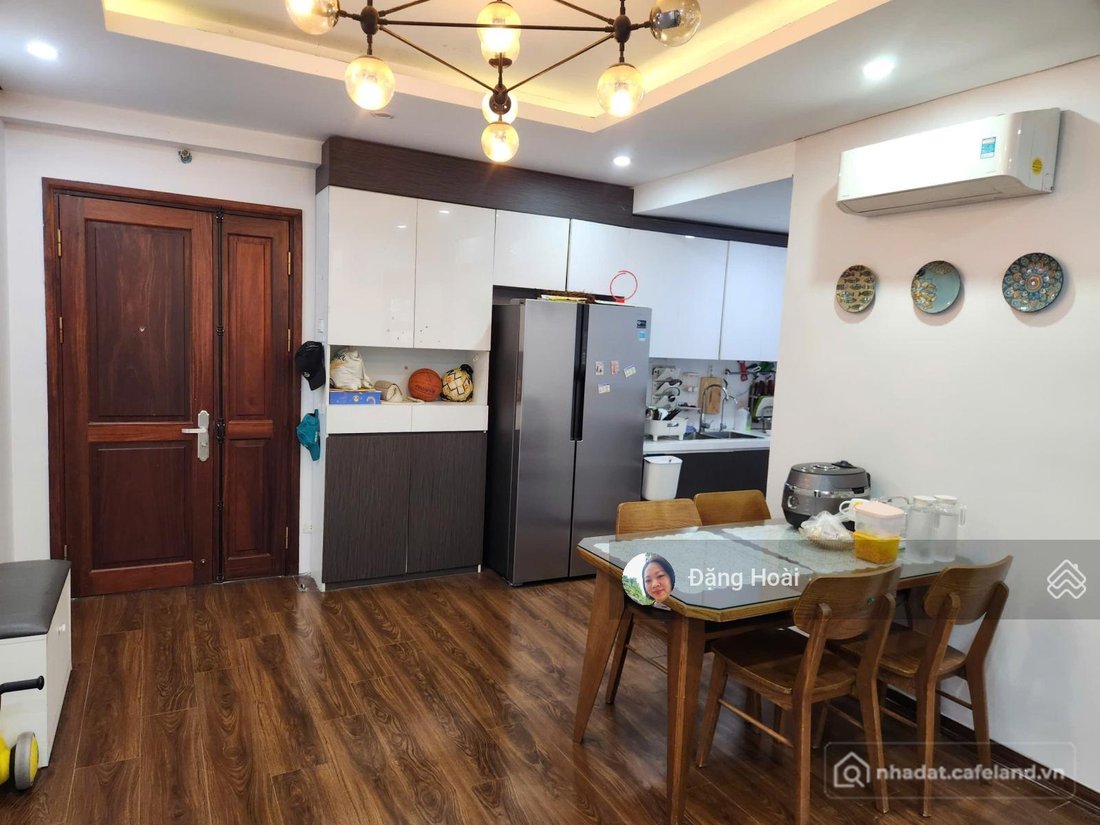 Bán căn hộ chung cư: Căn góc hiếm | 76m² | sổ đỏ | ban công Đông | ở mát | giá 6