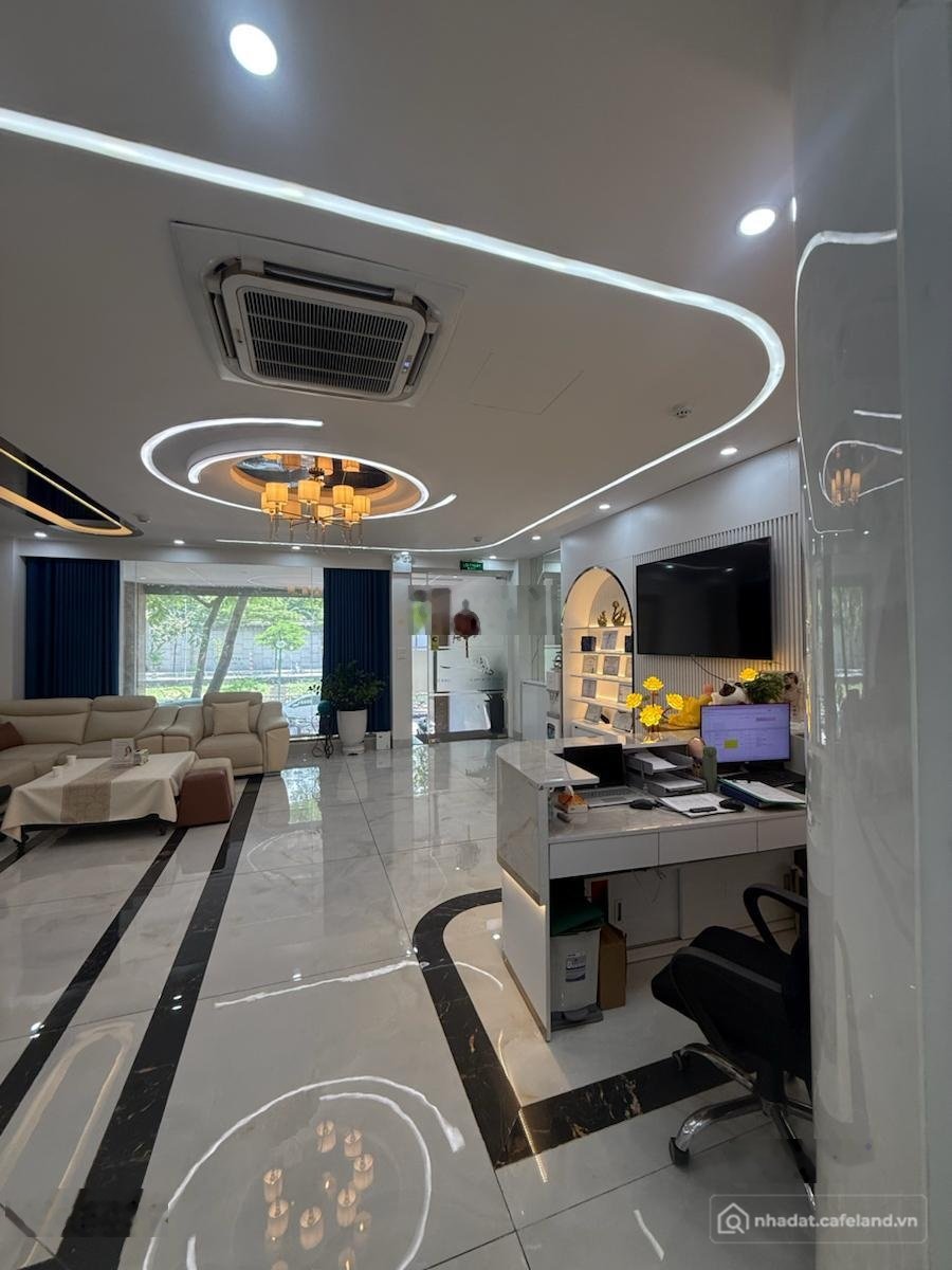 Bán nhà riêng: Bán nhà Mặt Phố Cầu Giấy BUILDING 9 Tầng x 149m2 RIVER SIDE giá c