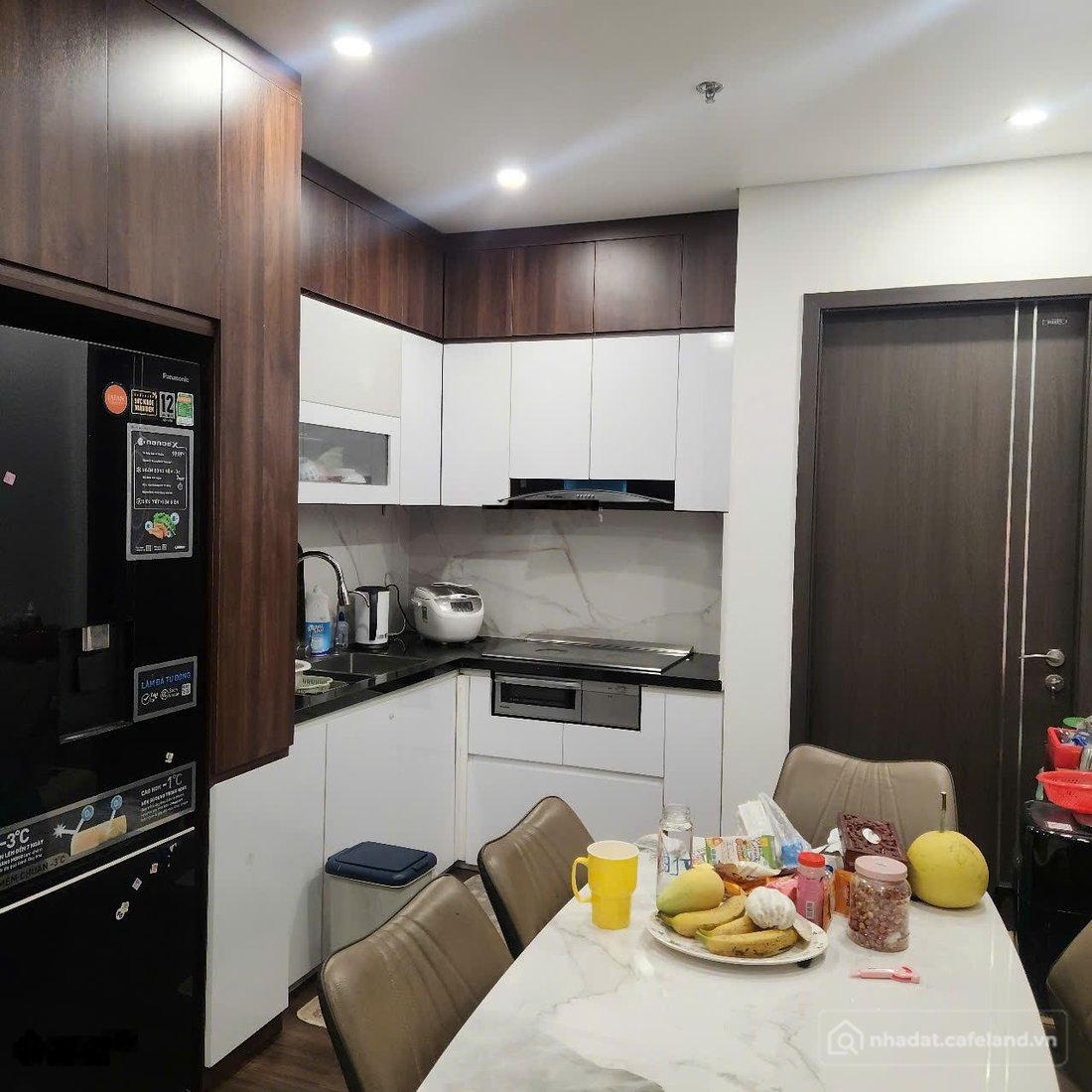 Bán căn hộ chung cư: Bán căn 2PN full đồ giá 2.2 tỷ đã có bìa tấng trung 2x chun
