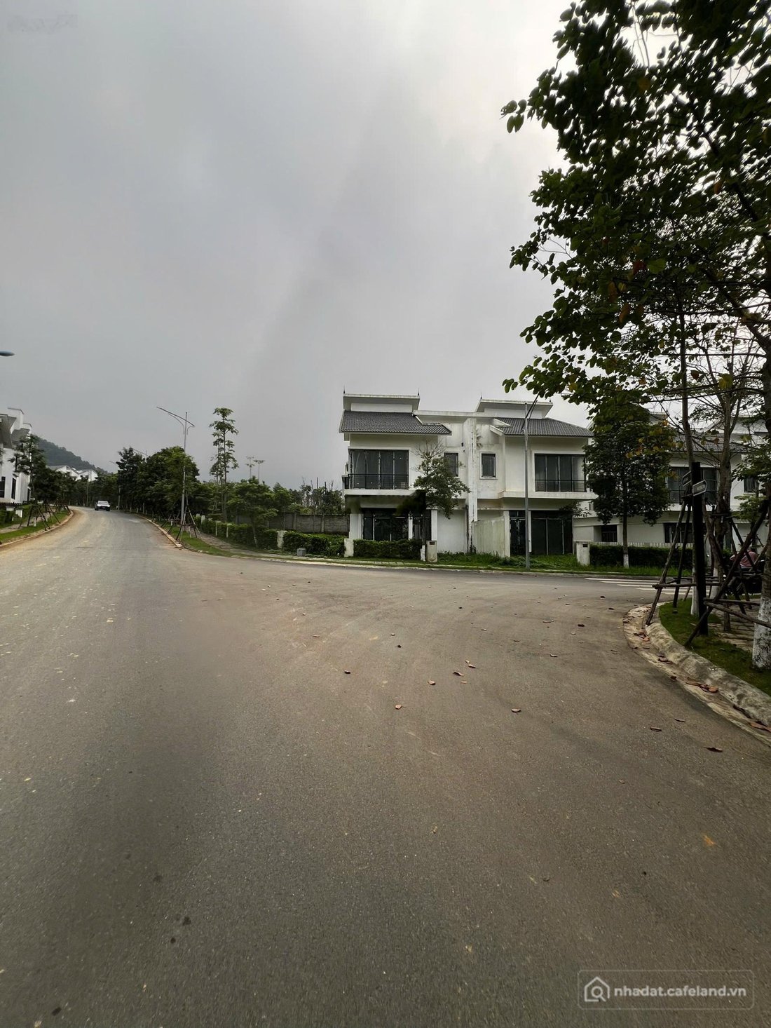 Bán biệt thự: Chính chủ cần bán gấp biệt thự đẹp nhất Khu B Xanh Villas