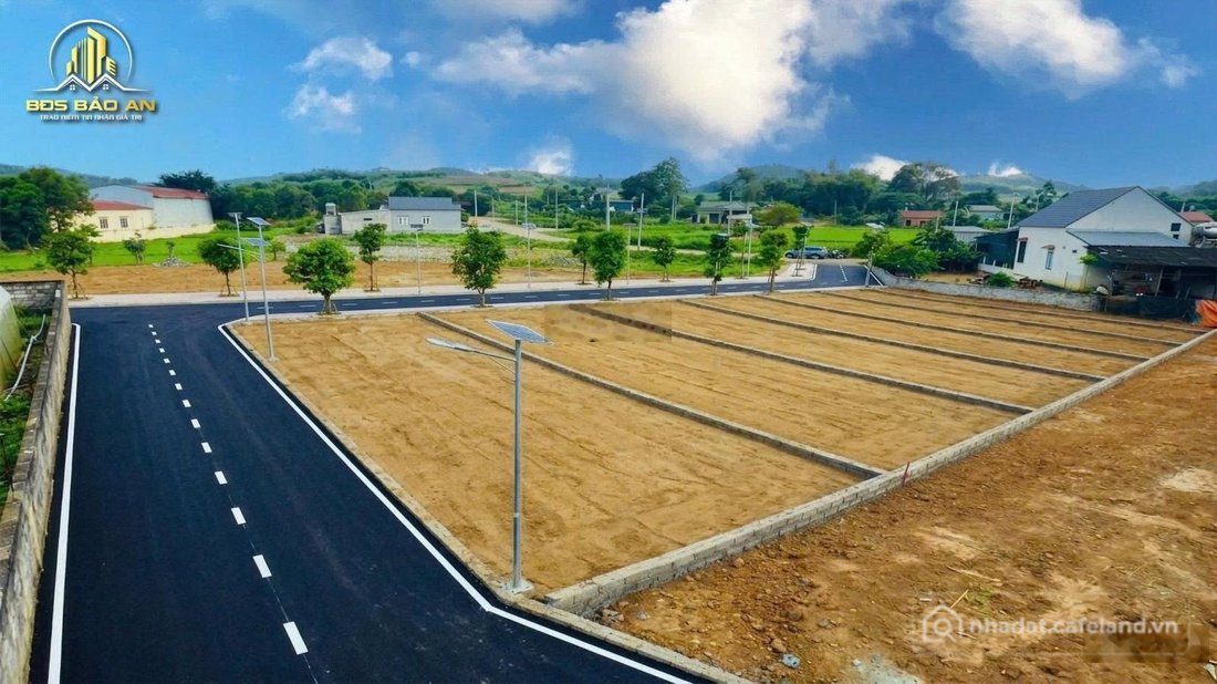 Bán đất thổ cư: Bán đất đối diện khu công nghiệp Lam Sơn Sao Vàng mặt tiền đường