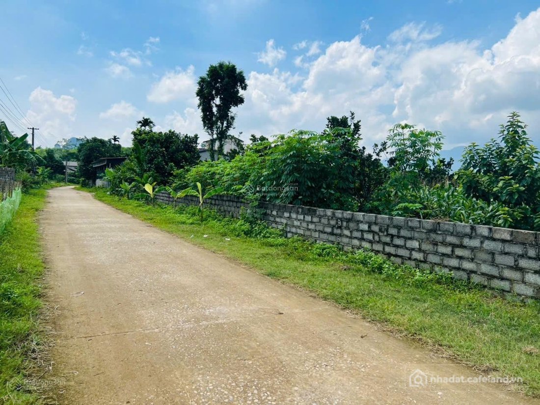 Bán đất thổ cư: Bán nhanh lô đất 3 mặt tiền ngay gần đường cao tốc Hoà Lạc-Hoà B