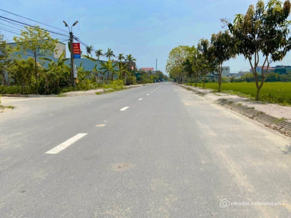 Bán đất thổ cư: Bán đất mặt tiền đường Bình Minh, Hà Tĩnh - 94m2, hướng Tây Bắc
