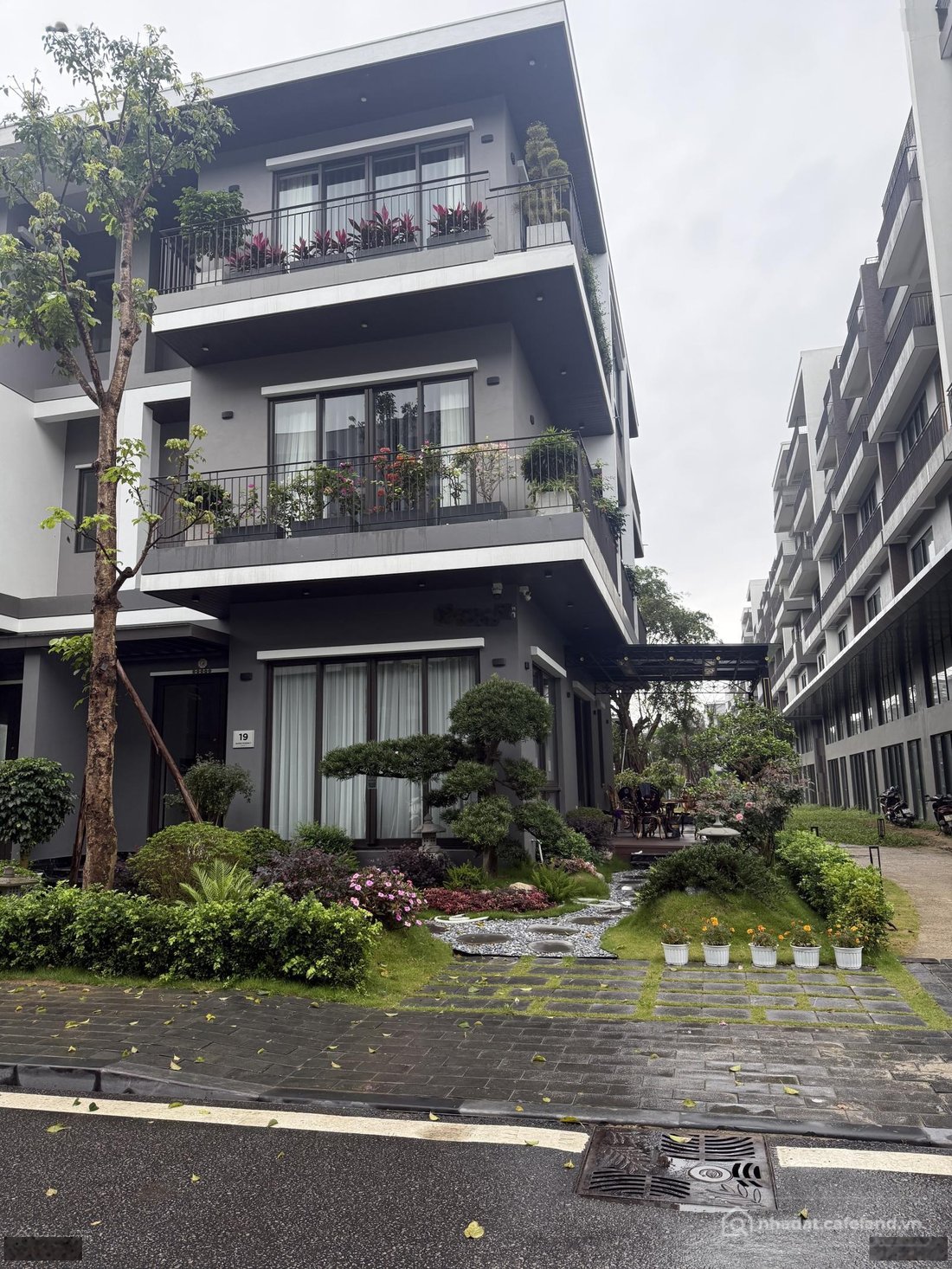 Bán biệt thự: Biệt thự song lập khu The Garden đã bàn giao tại Eco Central Park 