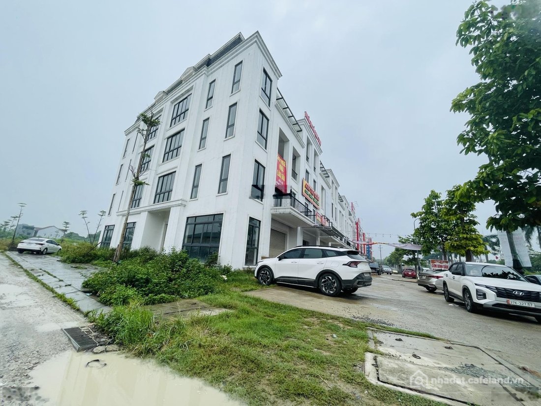 Bán đất thổ cư: Bán đất đối diện bệnh viện Ba Lan mới lối 3 đường đại lộ Xô Viết