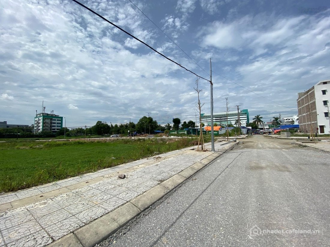 Bán đất thổ cư: Bán đất dự án Golden City 5 xung quanh là các bệnh viện lớn tiềm