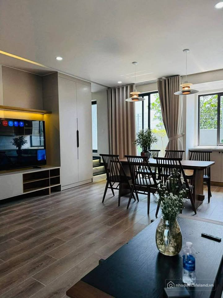 Bán nhà riêng: Bán nhà 2 tầng kiệt xe hơi Quảng Tế, Huế, giá 3.65 tỷ, đủ nội thấ