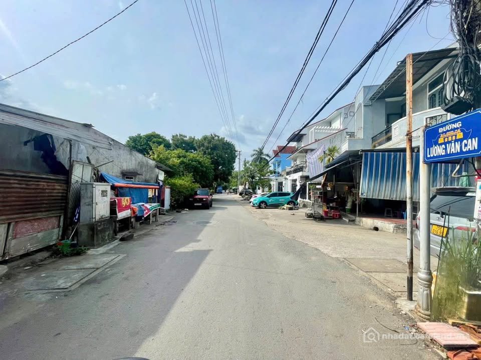 Bán đất thổ cư: Bán lô đất hiếm, đẹp tại kiệt ô tô đường Lương Văn Can, phường A