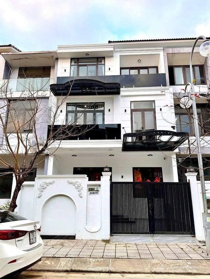 Bán nhà riêng: Bán nhà 3 tầng khu đô thị An Cựu City, phường An Đông, thành phố 