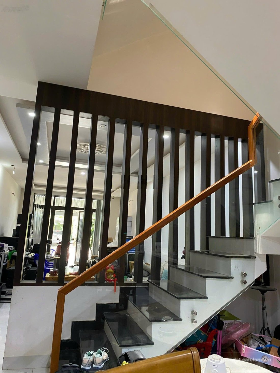 Bán nhà riêng: BÁN NHÀ 3 TẦNG ĐẸP THÀNH LƯƠNG 15 Vị trí: Khu dân cư an ninh, gần
