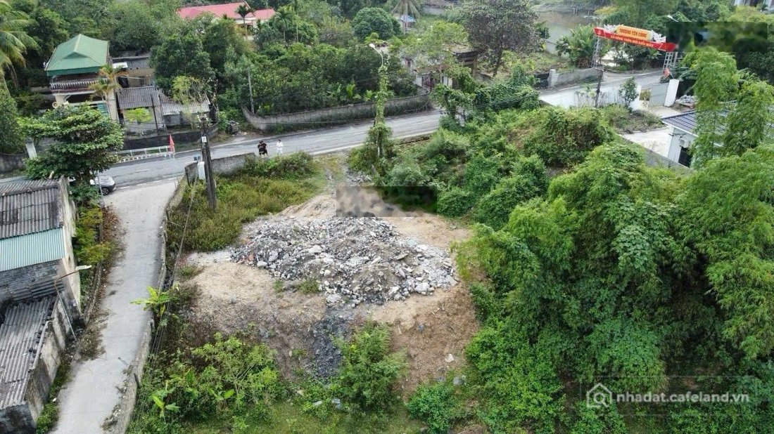Bán đất thổ cư: Bán đất 380m2 giá tốt hàng hiếm tại Thượng Yên Công, Uông Bí, Qu