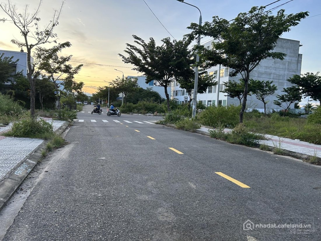 Bán đất thổ cư: Bán đất 2 lô liền kề 200m2 Bờ Quan 2 - sát đảo kim cương Nam Hoà