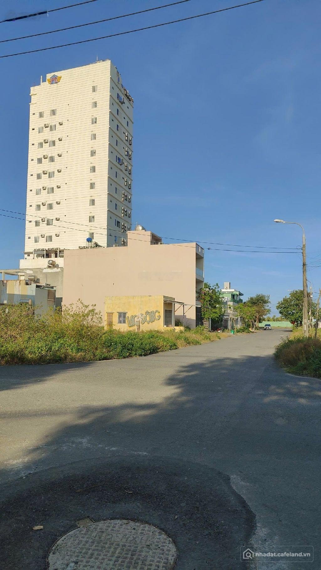 Bán đất thổ cư: Bán 200m2 Đường Lưu Văn Lang và 200m2 Đường Võ Văn Đồng Tân Trà 