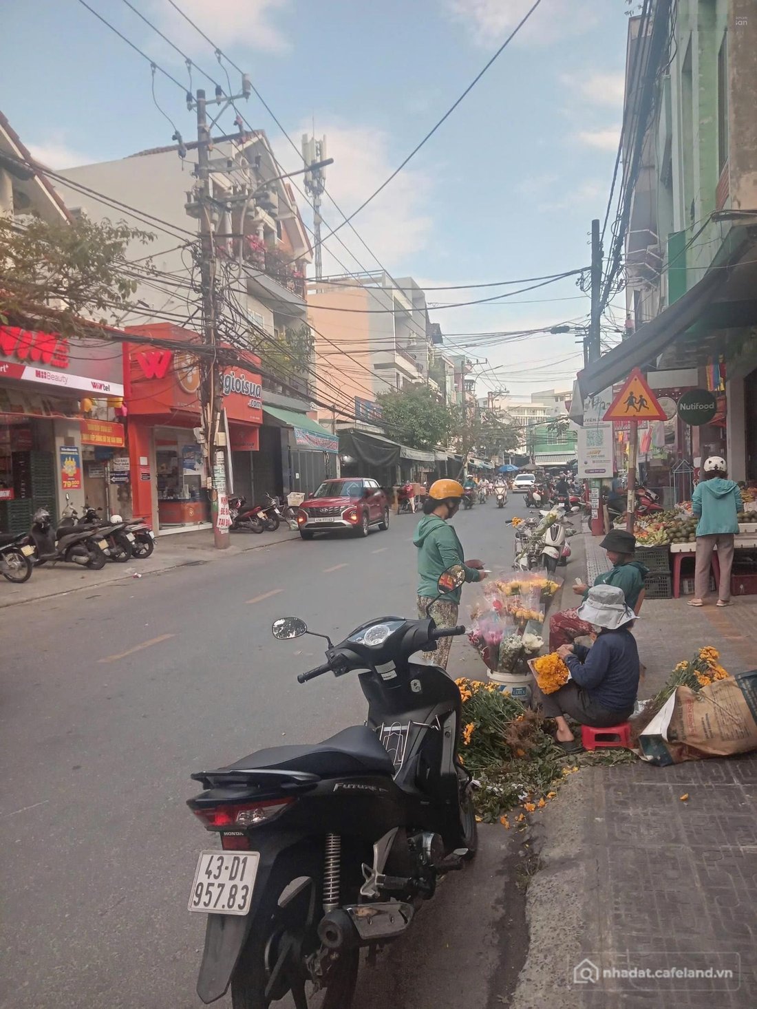 Bán nhà riêng: Bán nhà MT đường Phạm Văn Nghị, Thạc Gián, Thanh Khê - 204m2 - Gi