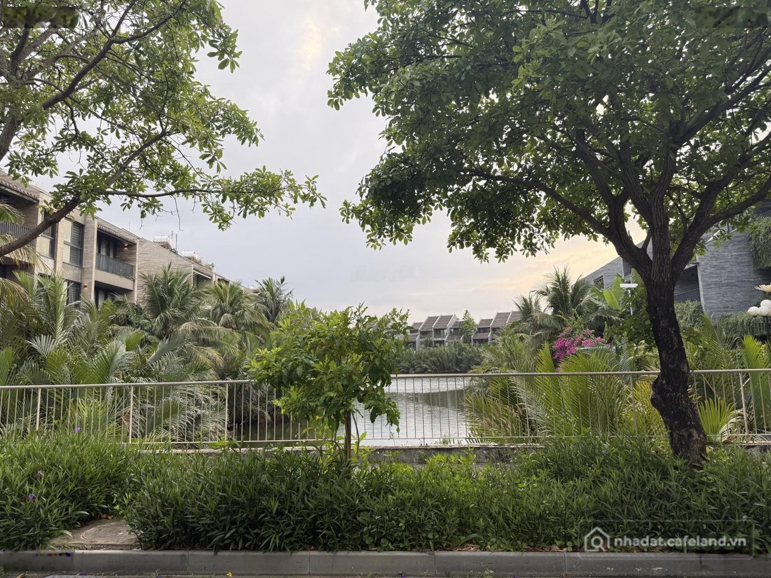 Bán biệt thự: Bán Biệt Thự Casamia Hội An 308m² dãy DL3, 2 tầng, sân vườn rộng, 