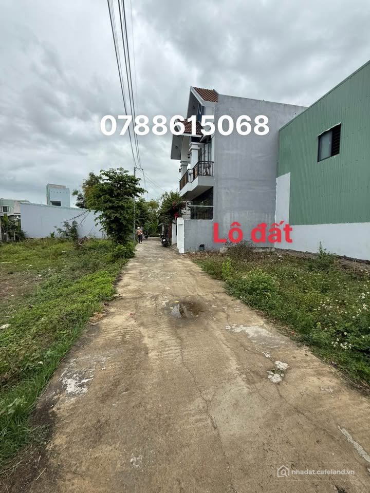 Bán đất thổ cư: Bán lô đất nằm ngay trung tâm Tuy Phước, Bình Định cũ, giá 500 t