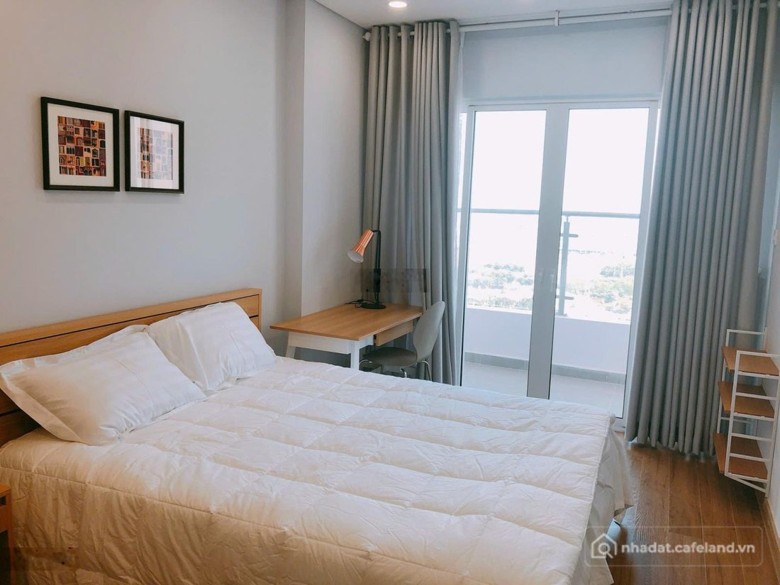 Bán căn hộ chung cư: Bán căn hộ duplex Dragon Hill 2, 4PN3WC, căn góc. LH xem nh
