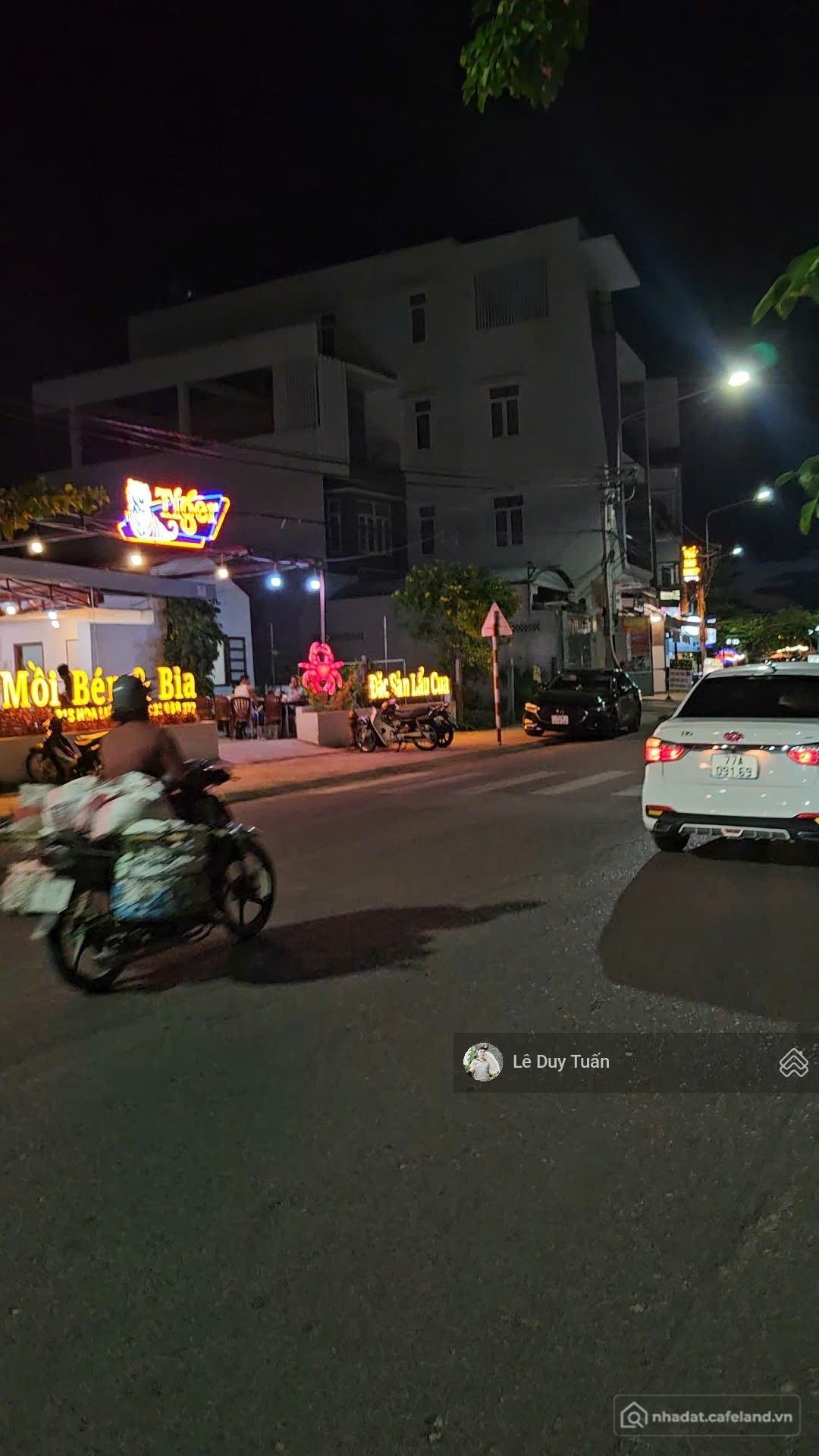 Bán nhà riêng: Bán Nhà Mặt Tiền Kinh Doanh Hoa Lư VIEW SÔNG HÀ THANH Đống Đa P.Q