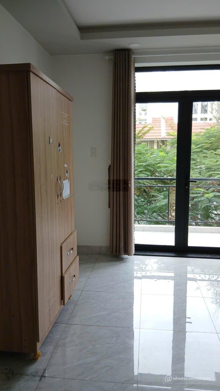 Bán nhà riêng: Bán nhà khu đô thị Phước Long B Nha Trang 6 phòng ngủ, 6WC, giá b