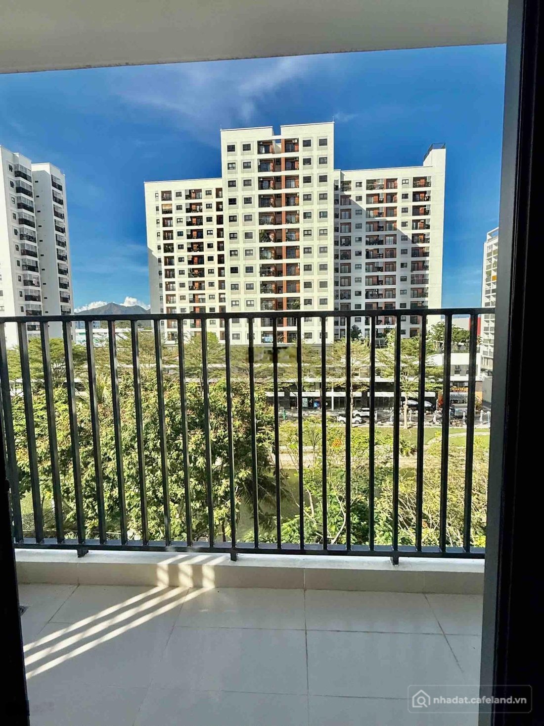 Bán căn hộ chung cư: Bán căn góc mới đẹp toà ct9 vĩnh điềm trung view hồ rất tho