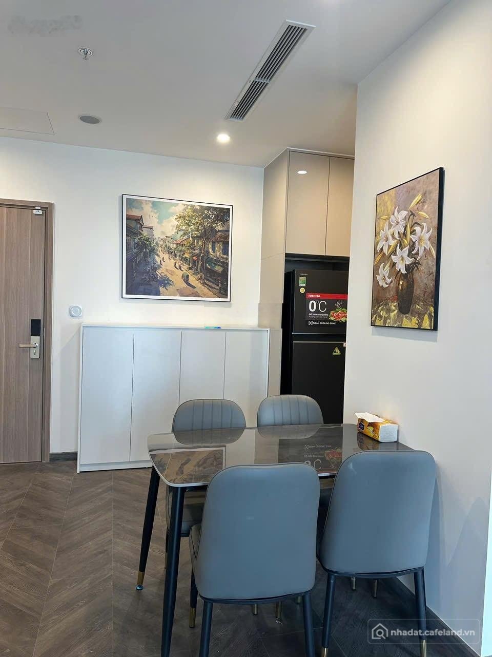 Bán căn hộ chung cư: Bán CC 2PN 2WC tại Vinhomes Sky Park Bắc Giang, 3,9 tỷ, 70m
