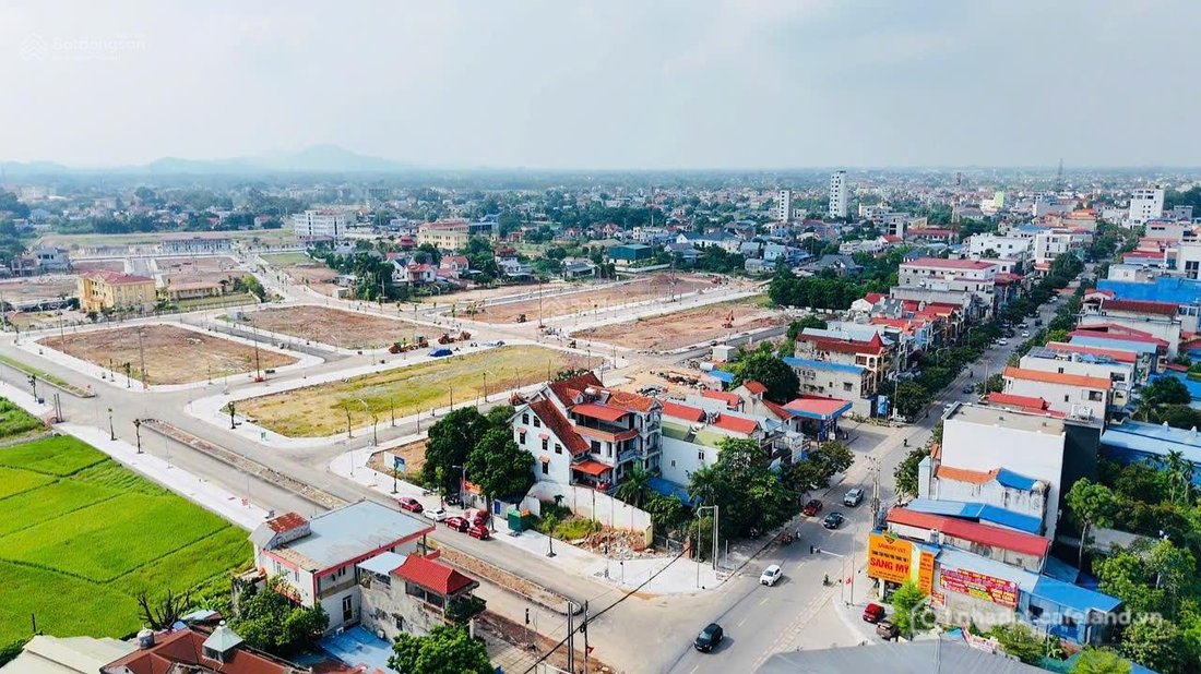 Bán đất thổ cư: Cần bán lô đất thuộc dự án square city - phổ yên