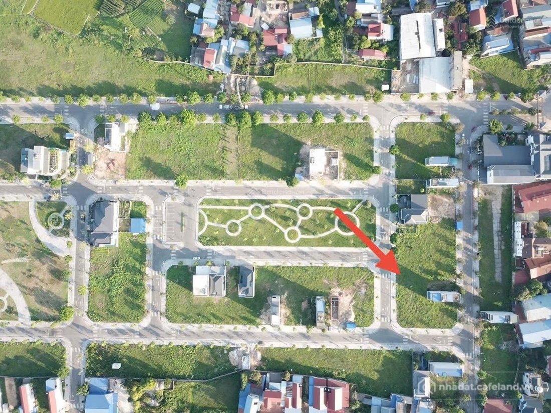 Bán đất thổ cư: Chính chủ bán lô đất tại Tấn Đức JSC, mua từ thời điểm đầu. Giá 