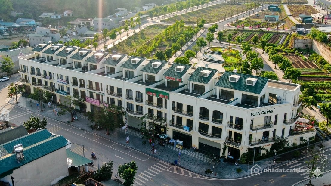 Bán biệt thự: Biệt thự vườn Elite Hill sở hữu một khoảng riêng xứng tầm