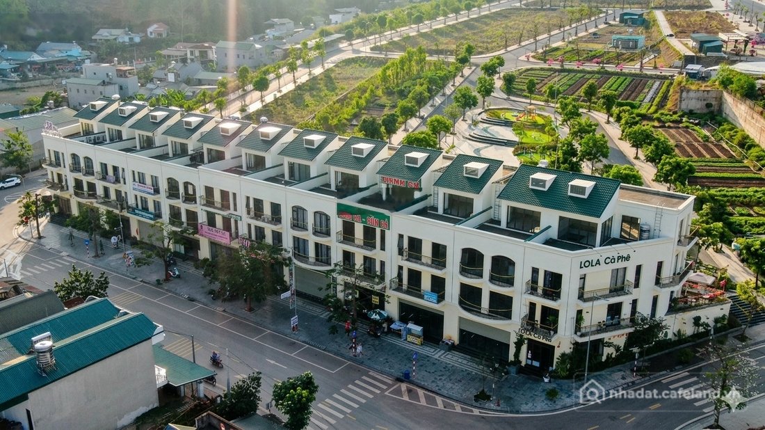Bán nhà phố dự án: Nhà phố Elite Hill: mặt tiền thoáng - dễ khai thác - giá trị 