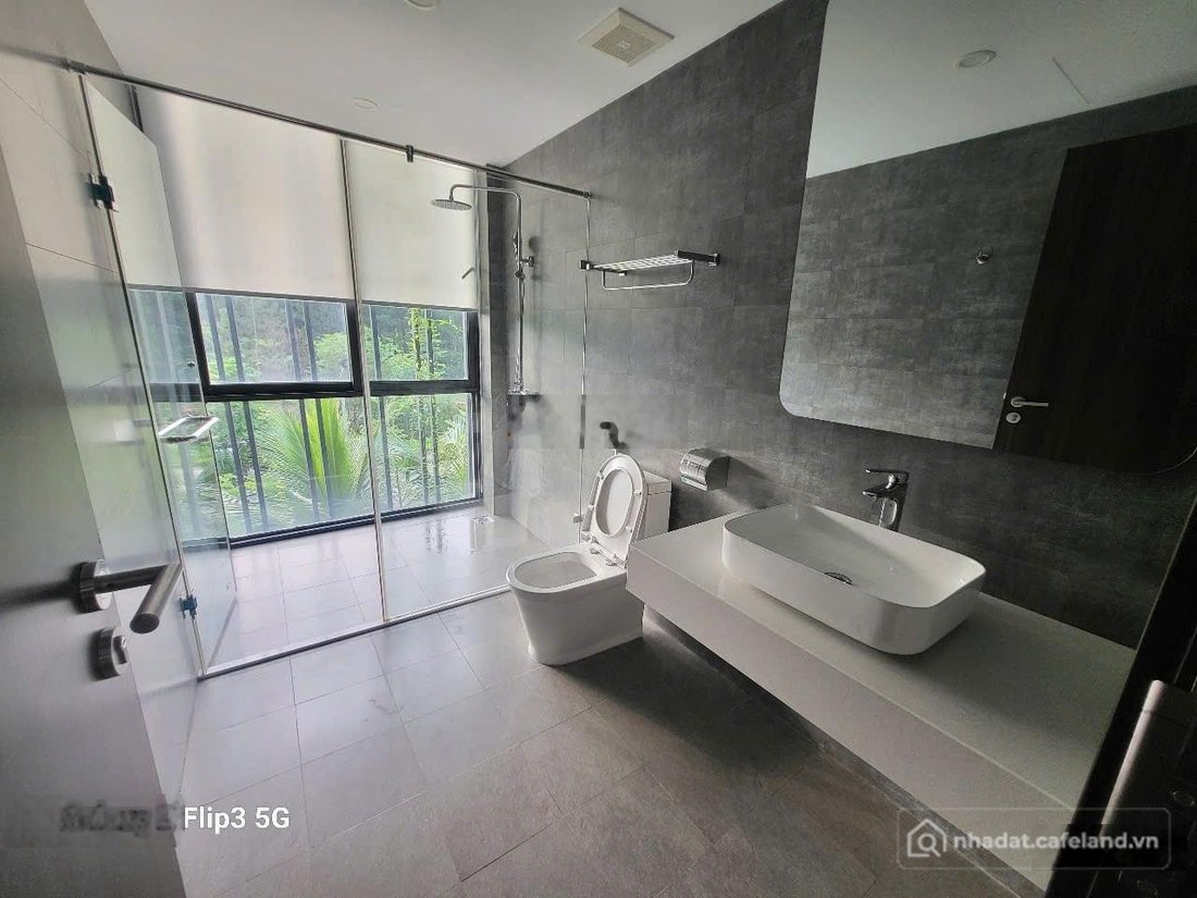 Bán nhà phố dự án: Chính chủ cắt lỗ shophouse 96m2 Flamingo Đại Lải - MT 8m - Gi
