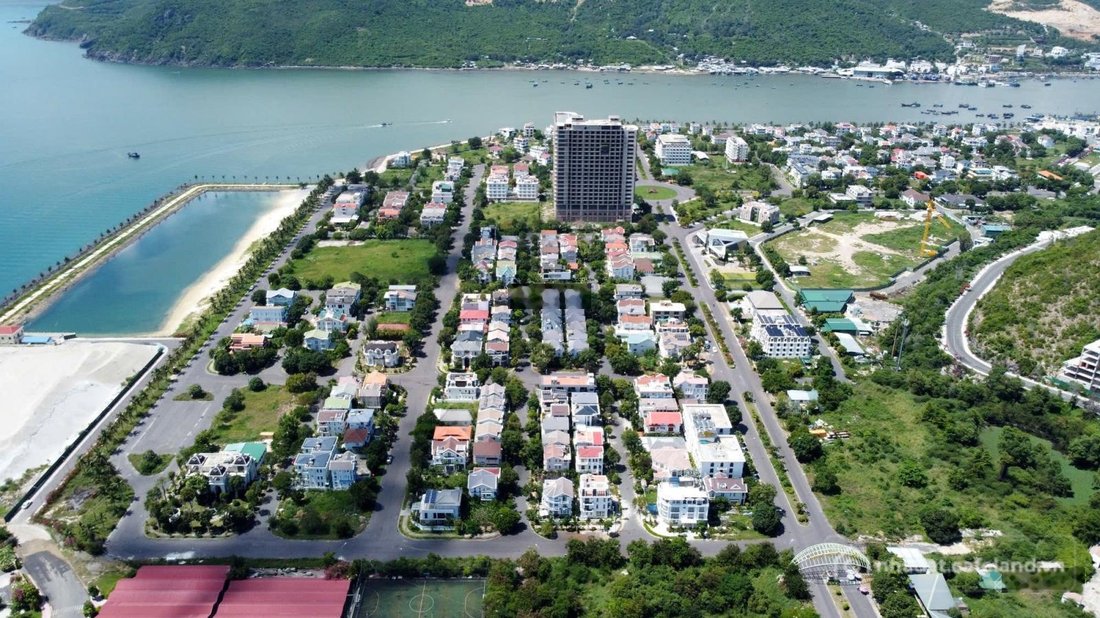 Bán biệt thự: Căn góc khu đô thị biển an viên/ nha trang - có bãi tắm riêng - sổ
