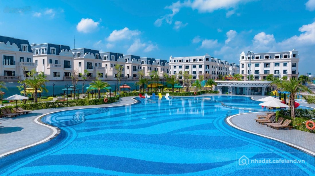 Bán biệt thự: Bán gấp Nhà Phố tại Vinhomes Móng Cái 3,75 tỷ, có HTLS 24 tháng. S