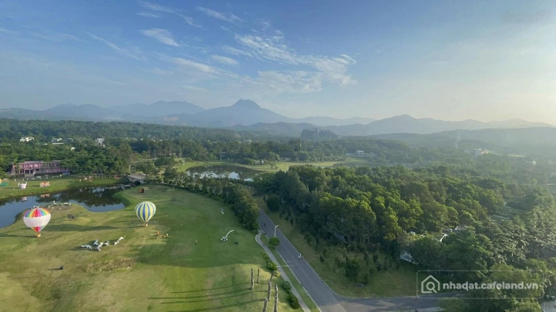 Bán biệt thự: Bán Villa khu Charm Flamingo 300m2 trung tâm ốc đảo, bể bơi, sân v