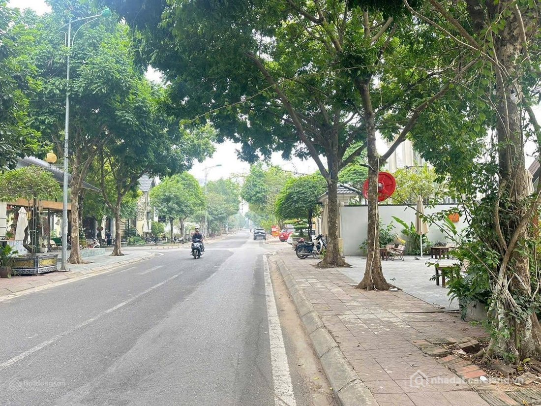 Bán đất thổ cư: Bán lô đất biệt thự siêu Vip khu đô thị Tây Hồ - Vĩnh Yên - Vĩnh