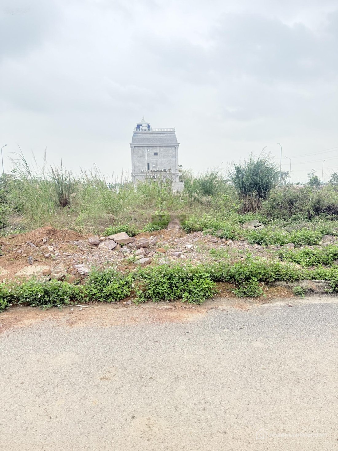 Bán đất thổ cư: Đất Phùng Hưng,Tư Mại,Yên Dũng, Bắc Giang. 90 m2- Mt5m. Đường 16