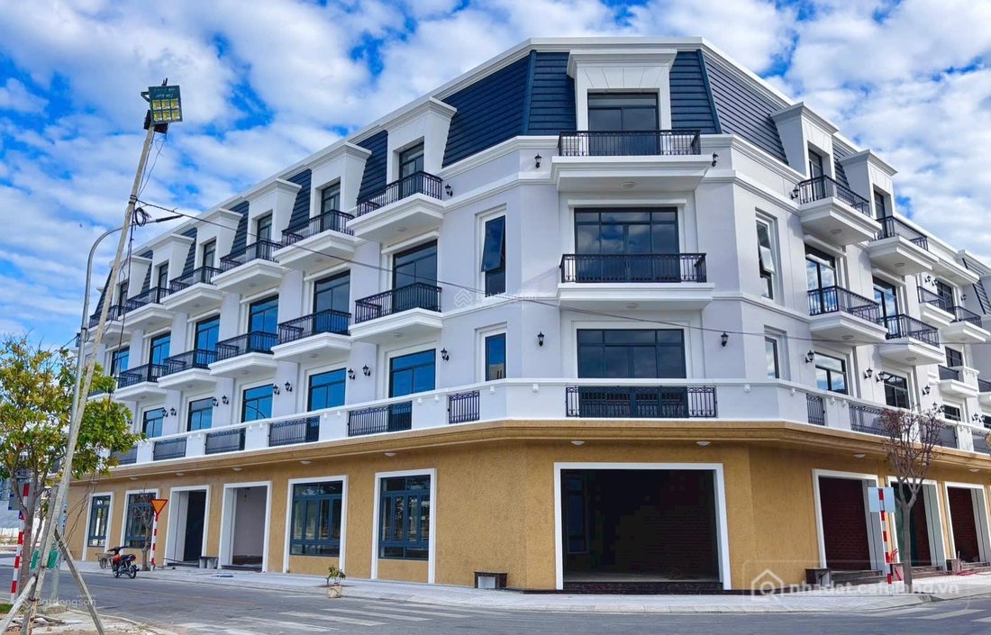 Bán nhà phố dự án: Cực hot !!! cần bán gấp căn shophouse khu đô thị biển bình sơ