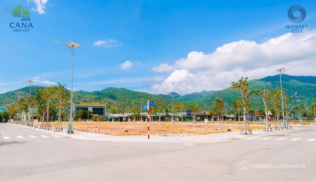 Bán đất thổ cư: Chính chủ chuyển nhượng lô đất mặt tiền Cà Ná New City