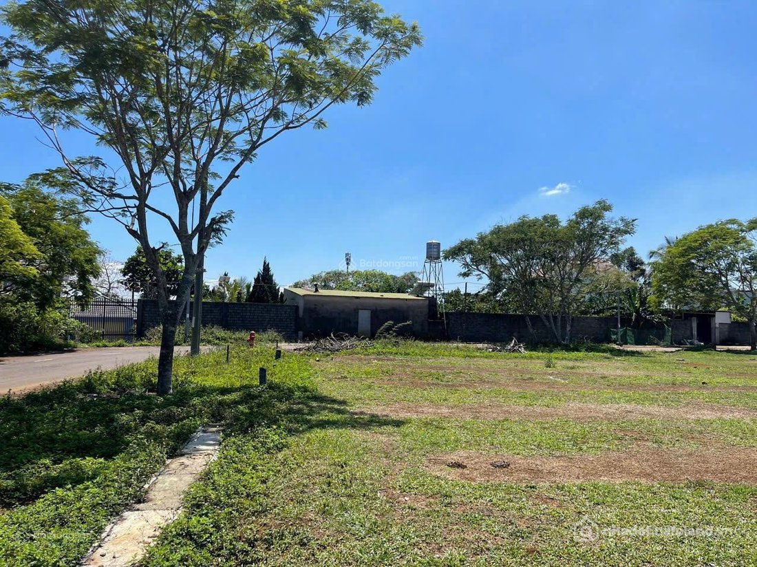 Bán đất thổ cư: Chốt giá 1,3 tỷ bán lỗ lô đất khu Golden City Lộc Phát Bảo Lộc, 