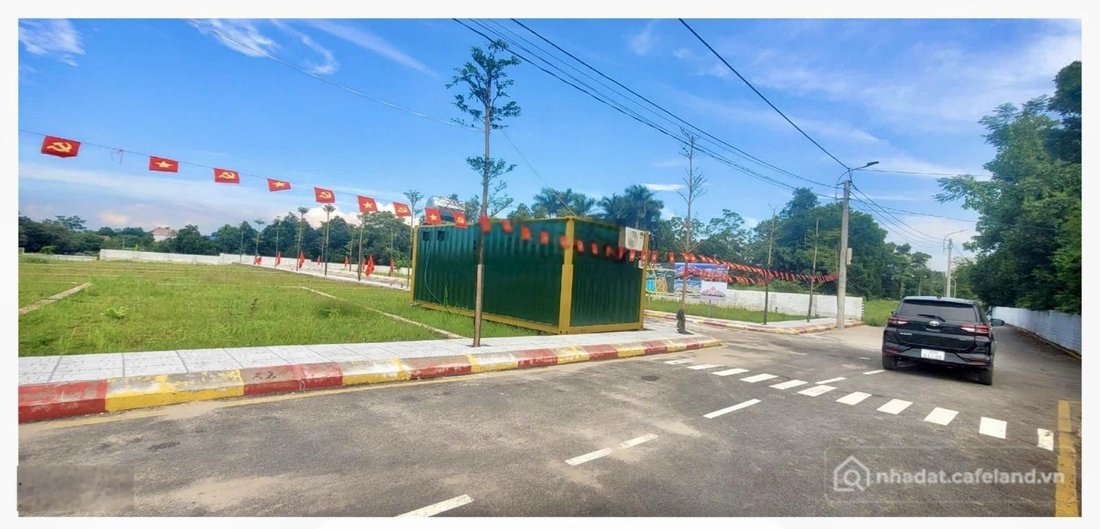 Bán đất thổ cư: Bán đất gần QL21, khu đô thị Thiên Mã. Cách cổng số 8 Đại học Qu