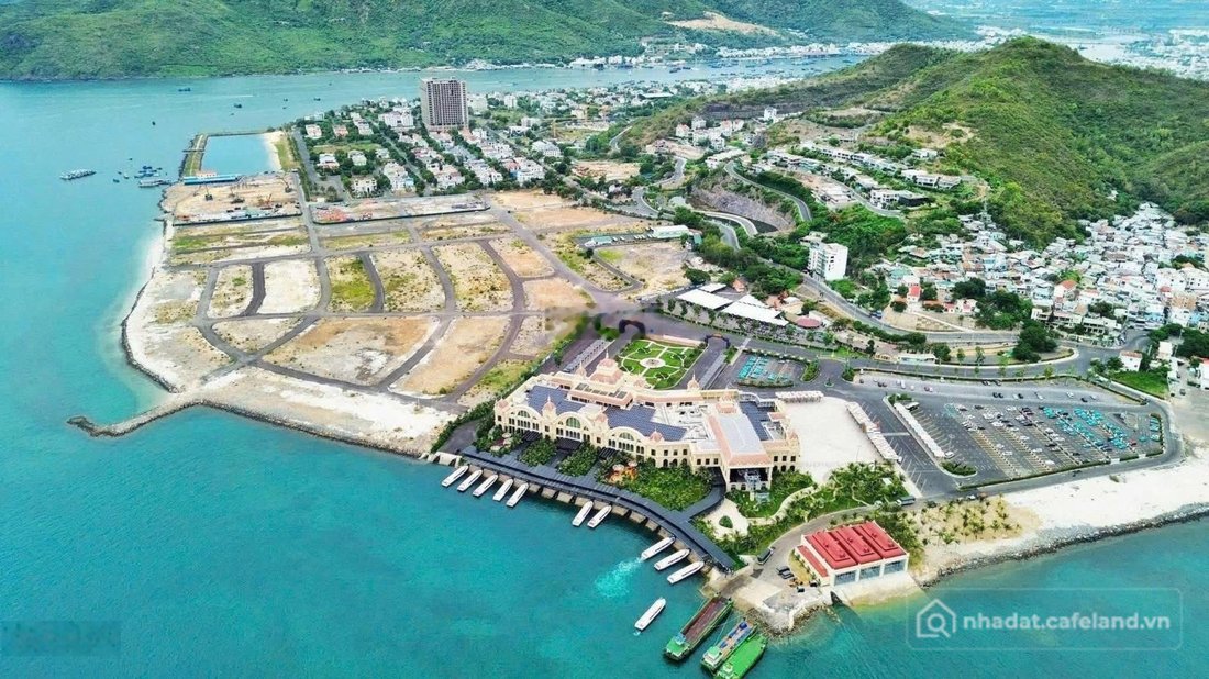 Bán biệt thự: Bán nhà liền kề dự án VinHomes Pearl Bay Resort & Villas Nha Trang