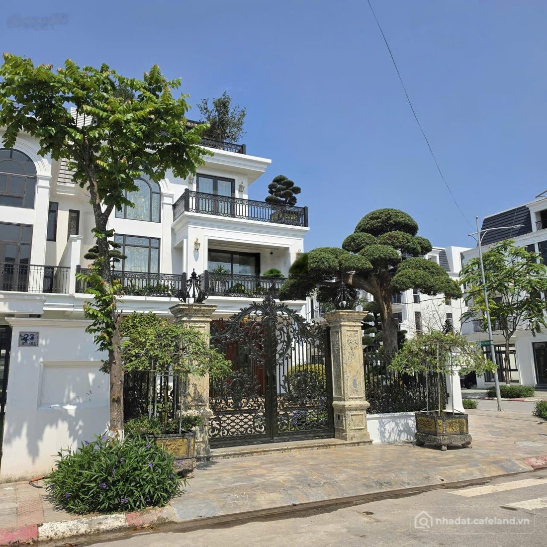 Bán biệt thự: Biệt thự đơn lập hud mê linh central 375m² mặt tiền 15m đối diện k