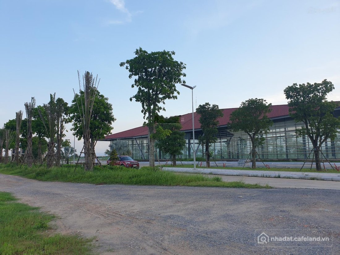 Bán đất thổ cư: Chính chủ cần bán gấp đất Phúc Thọ khu đô thị sinh thái Cẩm Đình