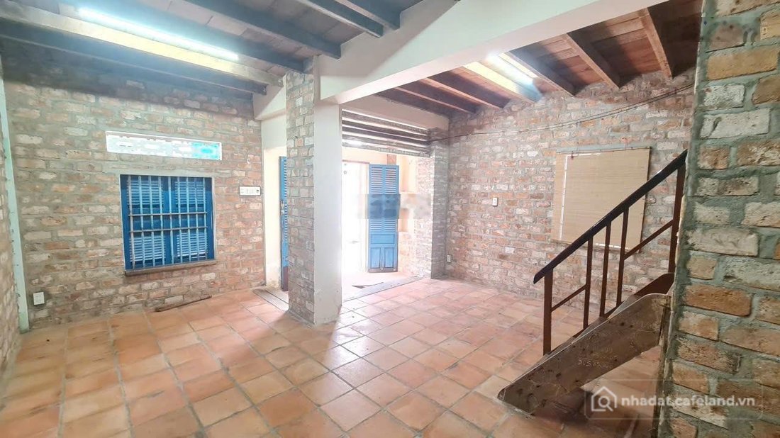 Bán nhà riêng: Nhà 2 tầng căn góc hẻm xe hơi Hoàng Hoa Thám DT 43m² 3 phút ra bi