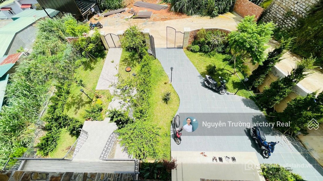 Bán biệt thự: Chỉ 1km đến Hồ Xuân Hương 200m đến cáp treo hồ Tuyền Lâm, giảm sốc