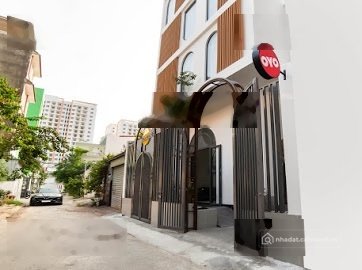 Bán nhà riêng: Bán khách sạn cao cấp-DT130M2-6tầng-16Phong víp(gần biển)-Điện bi