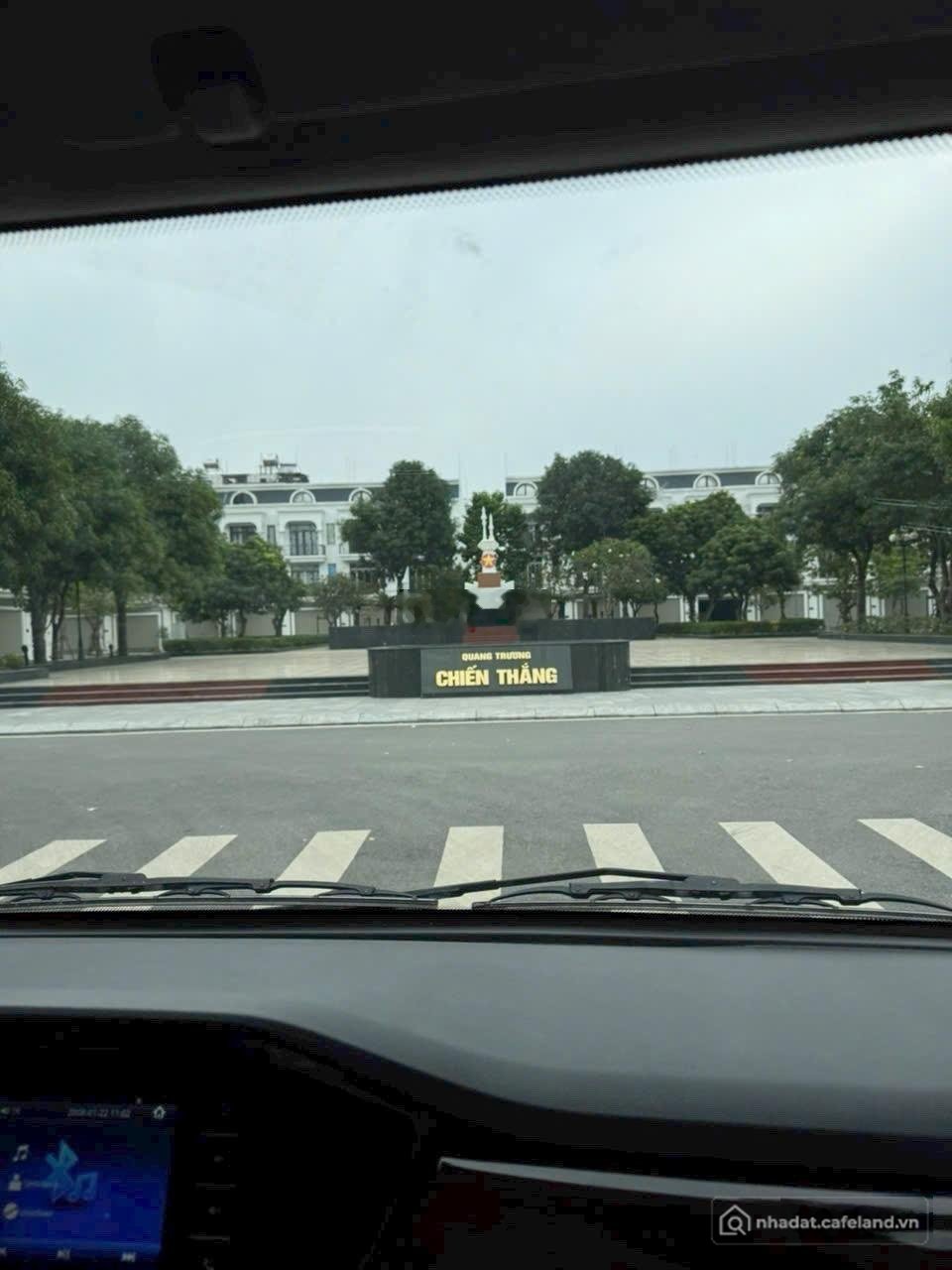 Bán biệt thự: Chính chủ cần bán căn liền kề tại Calyx Residence, 319 Đông Anh, v