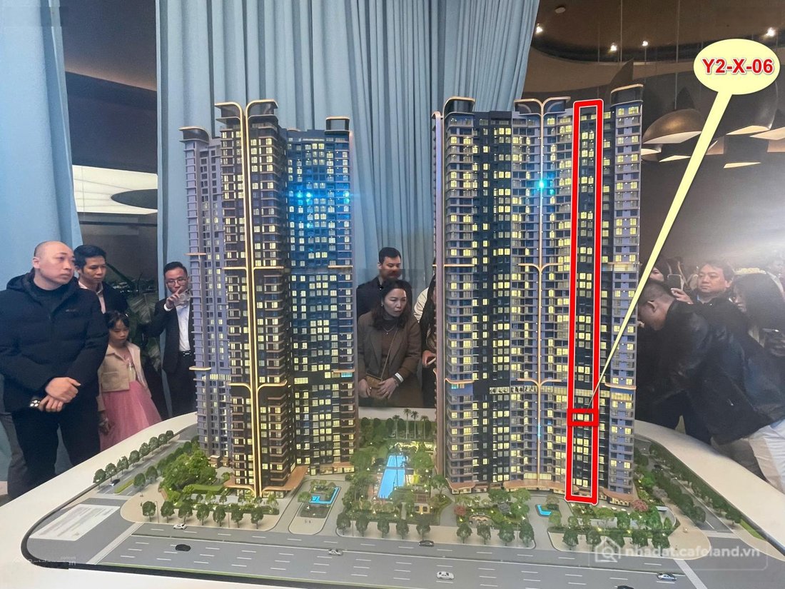 Bán căn hộ chung cư: 2PN Lumière Essence Peak View hồ & công viên, ban công Đông