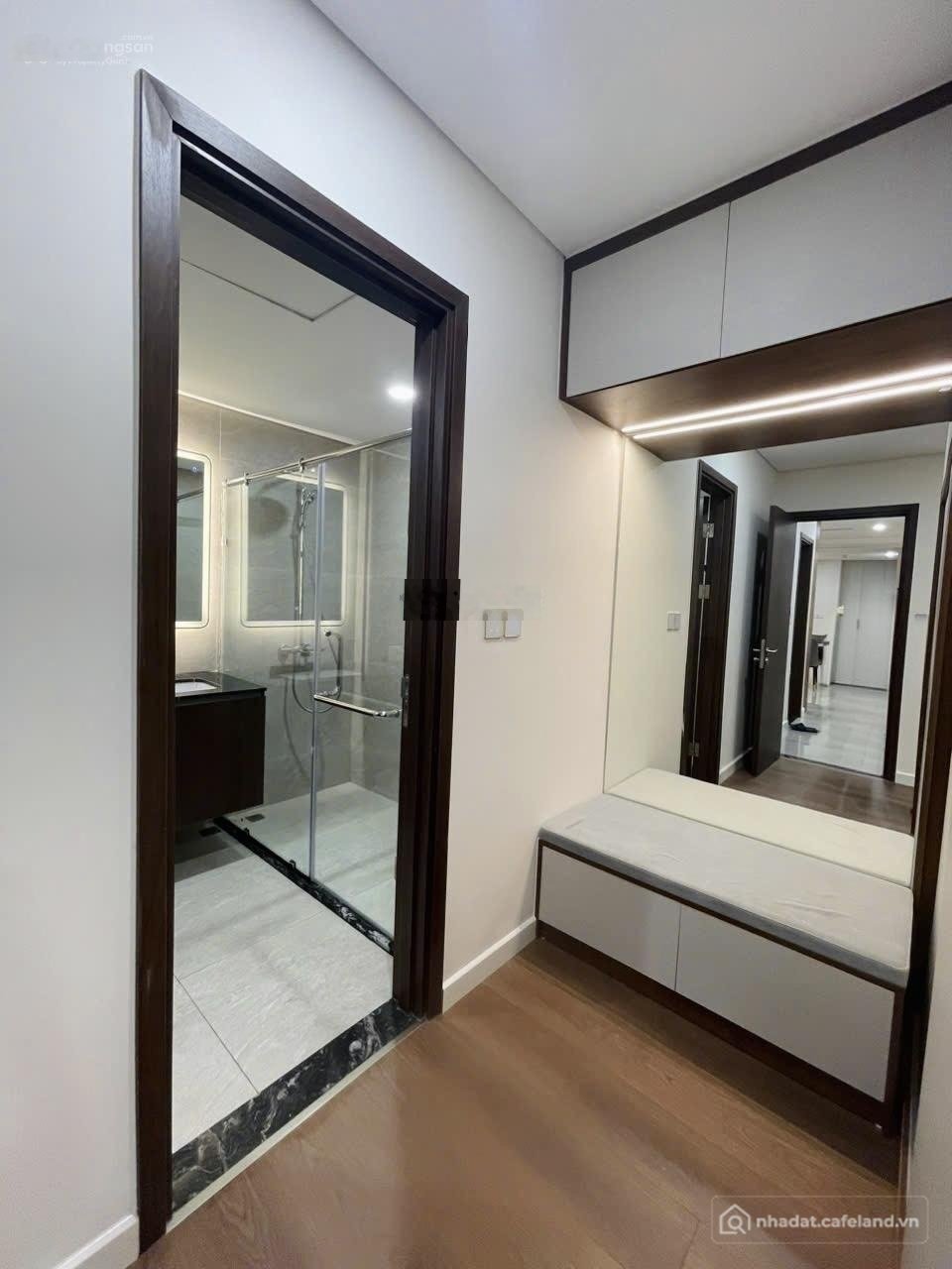 Bán căn hộ chung cư: (Ảnh thật)Bán căn 3PN 116,1m2 Sunshine Iconic Full đầy đủ đ