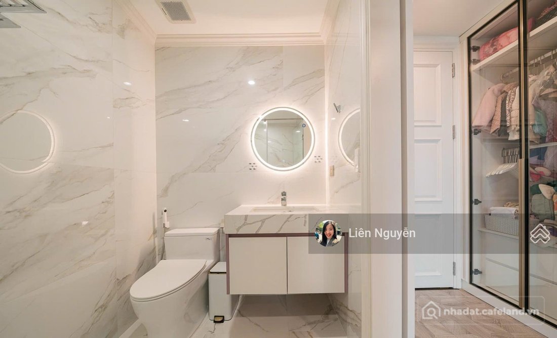 Bán căn hộ chung cư: Bán chung cư Five Star Golden West Lake, 164m2, 2 ngủ 3 vệ 